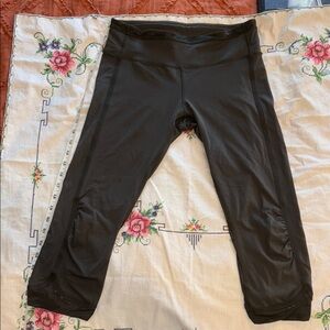 Lululemon army green Leggings with Mesh Detail